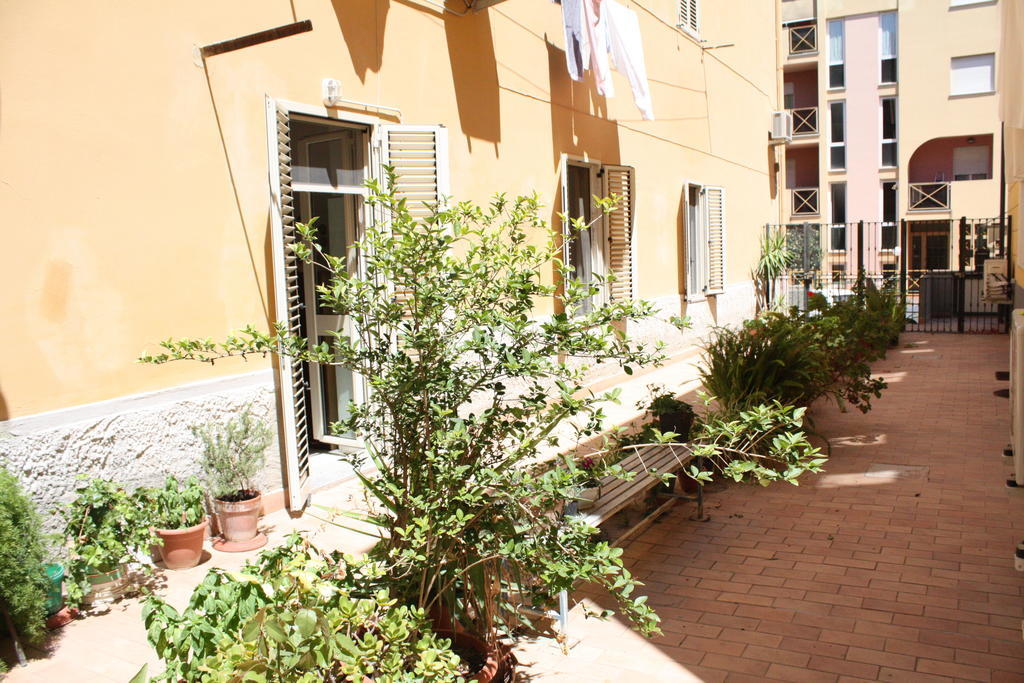 Davi Panzió Cagliari Kültér fotó